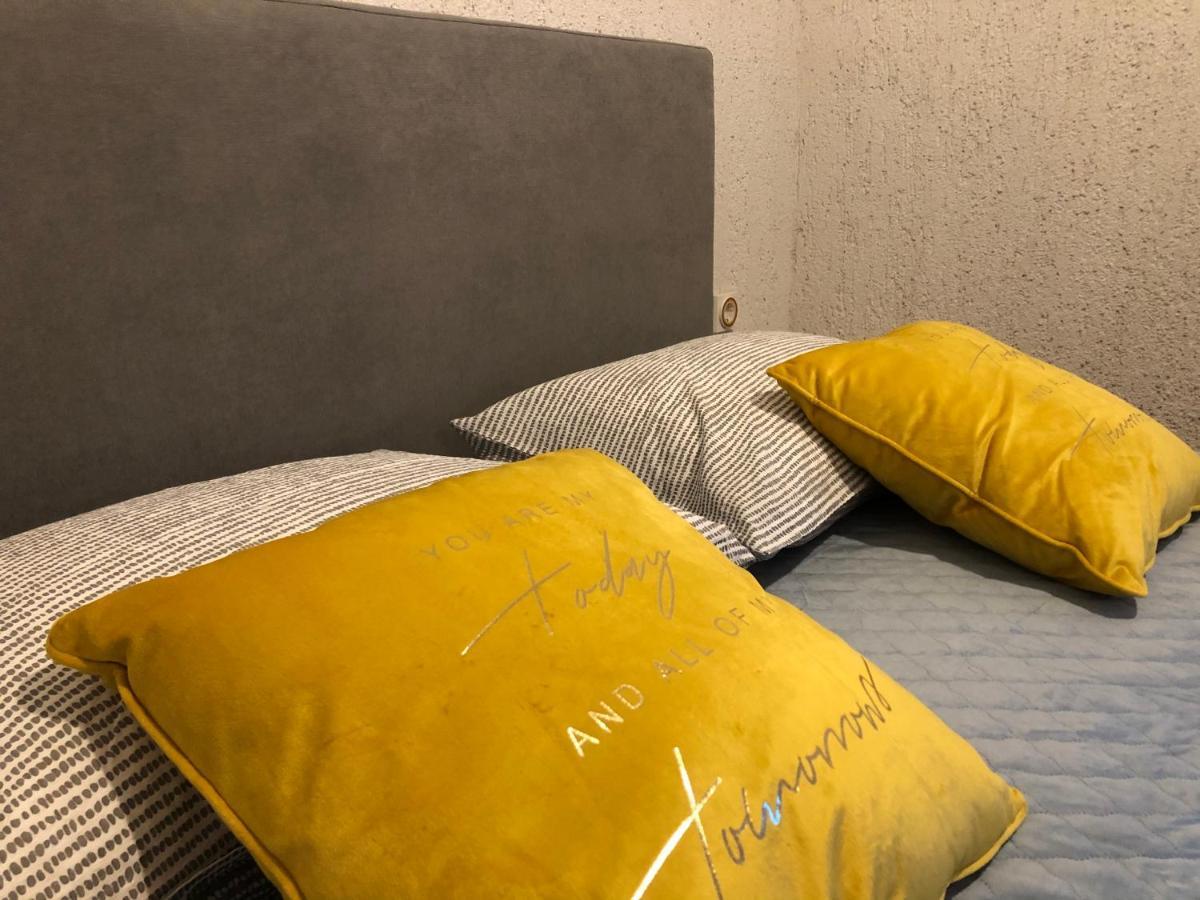 Apartment Susanj Ravni With Sea View Екстер'єр фото