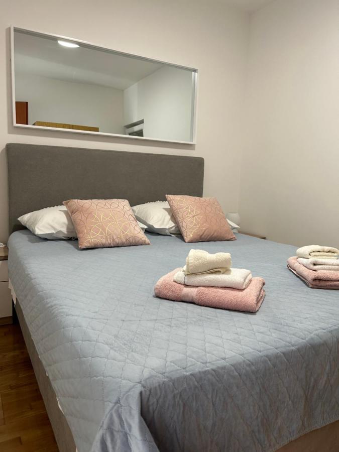 Apartment Susanj Ravni With Sea View Екстер'єр фото
