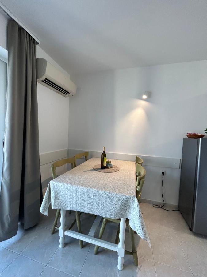 Apartment Susanj Ravni With Sea View Екстер'єр фото